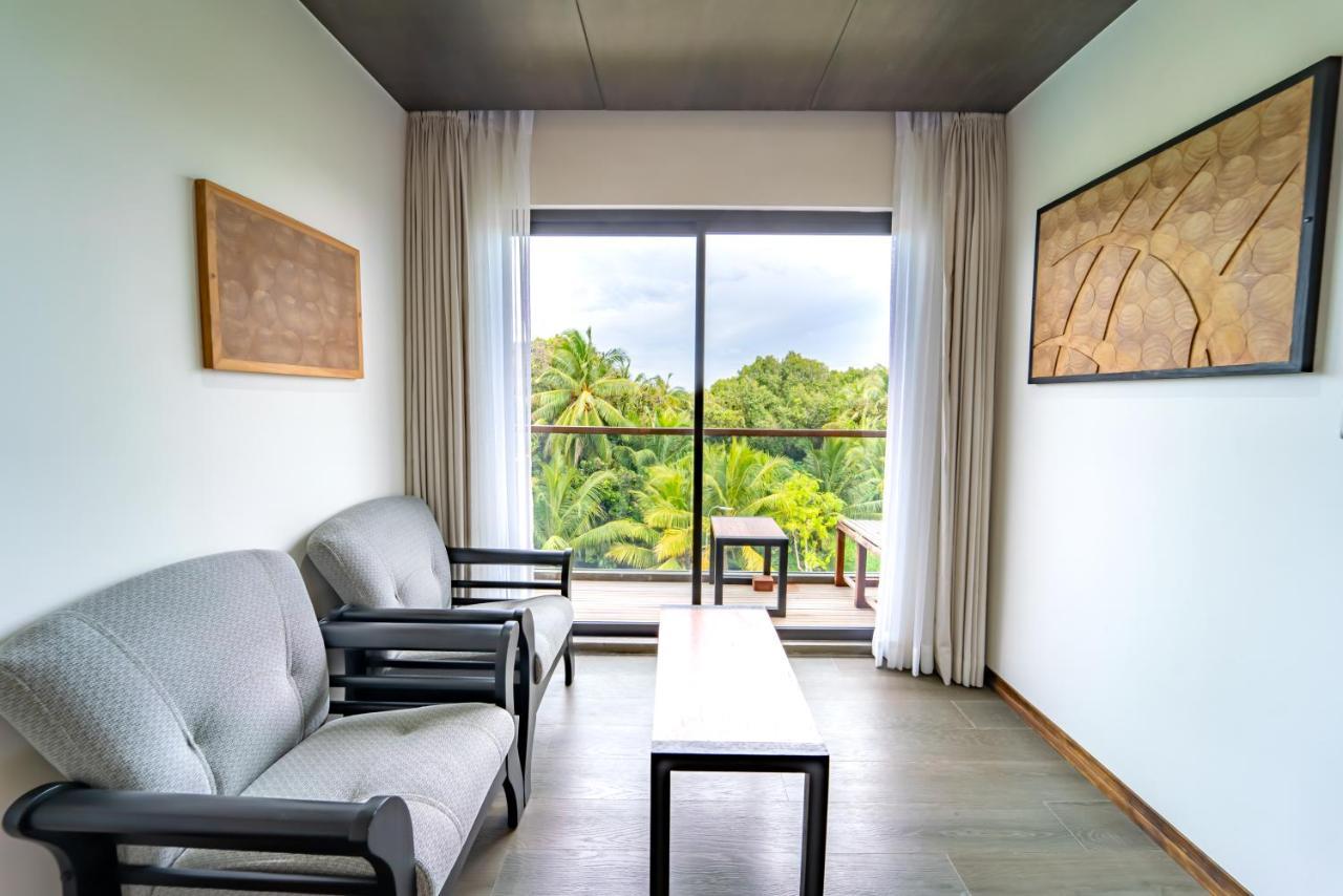 Ataraxis Grand And Spa Fuvahmulah Exterior foto